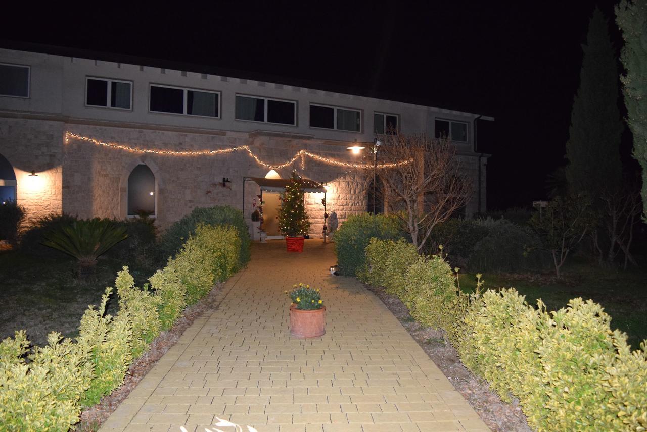 Zyra Garden Club Bed & Breakfast Акуавива деле Фонти Екстериор снимка