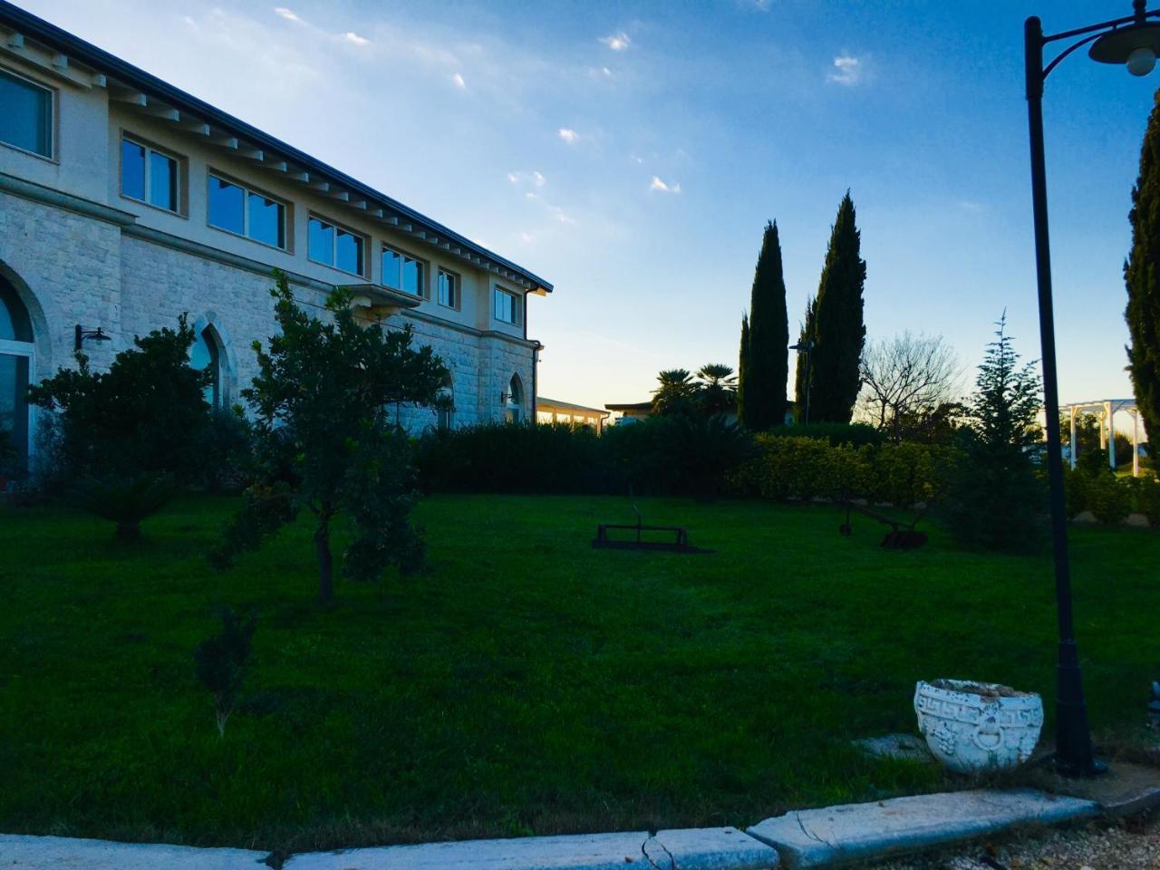Zyra Garden Club Bed & Breakfast Акуавива деле Фонти Екстериор снимка